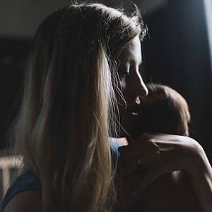 Quand l’allaitement rend triste, dépressive ou en colère…